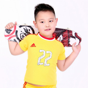 小时尚资料,小时尚最新歌曲,小时尚MV视频,小时尚音乐专辑,小时尚好听的歌