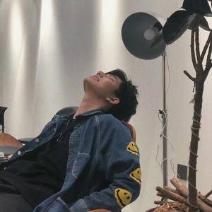 炎溪资料,炎溪最新歌曲,炎溪MV视频,炎溪音乐专辑,炎溪好听的歌