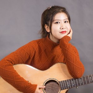 陈雅君资料,陈雅君最新歌曲,陈雅君MV视频,陈雅君音乐专辑,陈雅君好听的歌