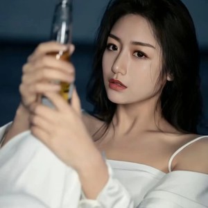 米苏资料,米苏最新歌曲,米苏MV视频,米苏音乐专辑,米苏好听的歌