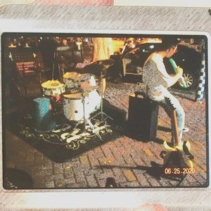 小熊捏海绵资料,小熊捏海绵最新歌曲,小熊捏海绵MV视频,小熊捏海绵音乐专辑,小熊捏海绵好听的歌