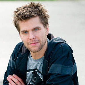 Bagga Bownz资料,Bagga Bownz最新歌曲,Bagga BownzMV视频,Bagga Bownz音乐专辑,Bagga Bownz好听的歌