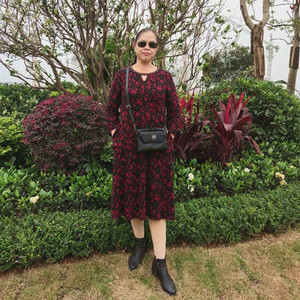 王愉兰资料,王愉兰最新歌曲,王愉兰MV视频,王愉兰音乐专辑,王愉兰好听的歌