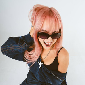 Capri Everitt资料,Capri Everitt最新歌曲,Capri EverittMV视频,Capri Everitt音乐专辑,Capri Everitt好听的歌