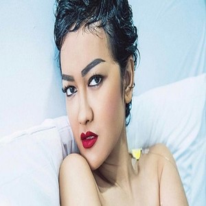 Julia Perez资料,Julia Perez最新歌曲,Julia PerezMV视频,Julia Perez音乐专辑,Julia Perez好听的歌