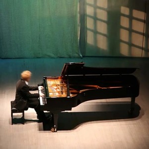 魏勇资料,魏勇最新歌曲,魏勇MV视频,魏勇音乐专辑,魏勇好听的歌