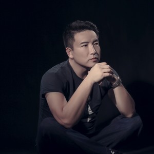 黄刚资料,黄刚最新歌曲,黄刚MV视频,黄刚音乐专辑,黄刚好听的歌