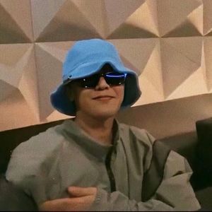 李z恩资料,李z恩最新歌曲,李z恩MV视频,李z恩音乐专辑,李z恩好听的歌