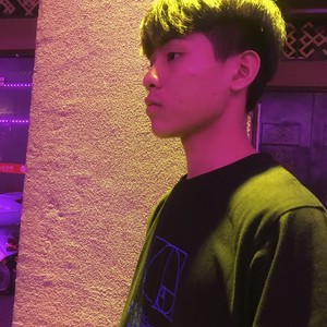 黄青华资料,黄青华最新歌曲,黄青华MV视频,黄青华音乐专辑,黄青华好听的歌