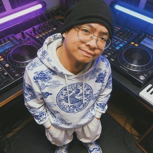 陈褚骏资料,陈褚骏最新歌曲,陈褚骏MV视频,陈褚骏音乐专辑,陈褚骏好听的歌