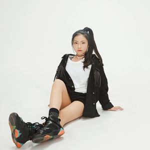 张馨尹资料,张馨尹最新歌曲,张馨尹MV视频,张馨尹音乐专辑,张馨尹好听的歌