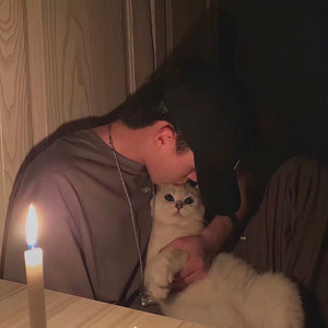 格林乐队主唱资料,格林乐队主唱最新歌曲,格林乐队主唱MV视频,格林乐队主唱音乐专辑,格林乐队主唱好听的歌