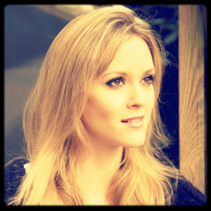 Clemency资料,Clemency最新歌曲,ClemencyMV视频,Clemency音乐专辑,Clemency好听的歌