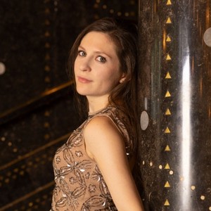 Eloïse Bella Kohn资料,Eloïse Bella Kohn最新歌曲,Eloïse Bella KohnMV视频,Eloïse Bella Kohn音乐专辑,Eloïse Bella Kohn好听的歌