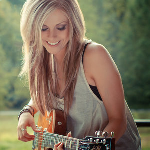 Lindsay Ell