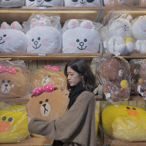 黄小辫资料,黄小辫最新歌曲,黄小辫MV视频,黄小辫音乐专辑,黄小辫好听的歌