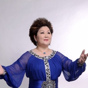 乌日娜资料,乌日娜最新歌曲,乌日娜MV视频,乌日娜音乐专辑,乌日娜好听的歌