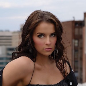 Abigail Barlow资料,Abigail Barlow最新歌曲,Abigail BarlowMV视频,Abigail Barlow音乐专辑,Abigail Barlow好听的歌