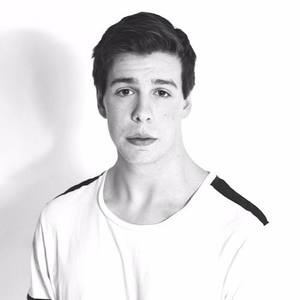 Aylen Parks资料,Aylen Parks最新歌曲,Aylen ParksMV视频,Aylen Parks音乐专辑,Aylen Parks好听的歌