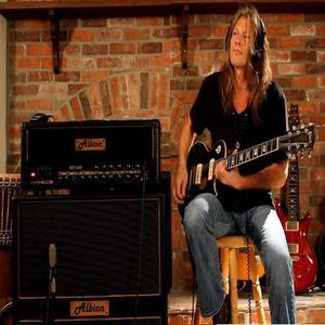 Mitch Perry资料,Mitch Perry最新歌曲,Mitch PerryMV视频,Mitch Perry音乐专辑,Mitch Perry好听的歌