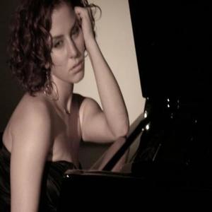 Jessica Kaya资料,Jessica Kaya最新歌曲,Jessica KayaMV视频,Jessica Kaya音乐专辑,Jessica Kaya好听的歌