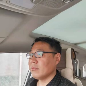 心哥资料,心哥最新歌曲,心哥MV视频,心哥音乐专辑,心哥好听的歌