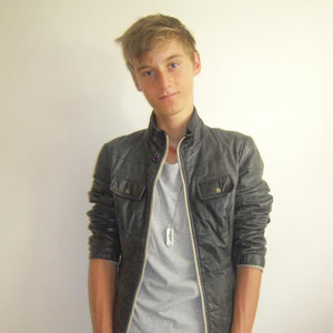 Luca Chikovani资料,Luca Chikovani最新歌曲,Luca ChikovaniMV视频,Luca Chikovani音乐专辑,Luca Chikovani好听的歌