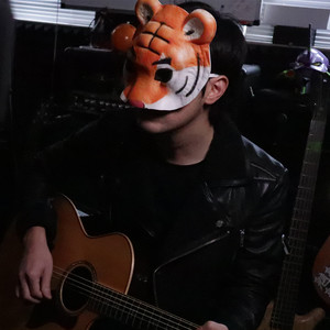 黑暗中Dancing-老虎歌皇