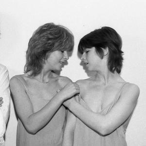 Pas De Deux资料,Pas De Deux最新歌曲,Pas De DeuxMV视频,Pas De Deux音乐专辑,Pas De Deux好听的歌