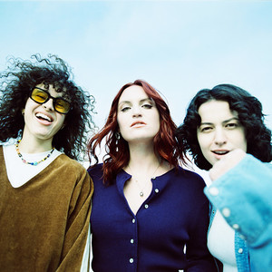 Muna资料,Muna最新歌曲,MunaMV视频,Muna音乐专辑,Muna好听的歌