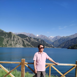 李仁蕤资料,李仁蕤最新歌曲,李仁蕤MV视频,李仁蕤音乐专辑,李仁蕤好听的歌