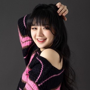 张若琳资料,张若琳最新歌曲,张若琳MV视频,张若琳音乐专辑,张若琳好听的歌