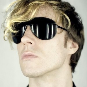 Alec Empire资料,Alec Empire最新歌曲,Alec EmpireMV视频,Alec Empire音乐专辑,Alec Empire好听的歌