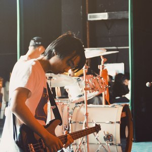 小黑咿呀哦资料,小黑咿呀哦最新歌曲,小黑咿呀哦MV视频,小黑咿呀哦音乐专辑,小黑咿呀哦好听的歌