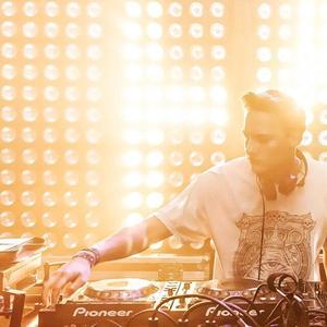 Sweepa资料,Sweepa最新歌曲,SweepaMV视频,Sweepa音乐专辑,Sweepa好听的歌