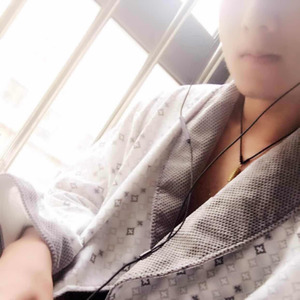 黄应锋资料,黄应锋最新歌曲,黄应锋MV视频,黄应锋音乐专辑,黄应锋好听的歌