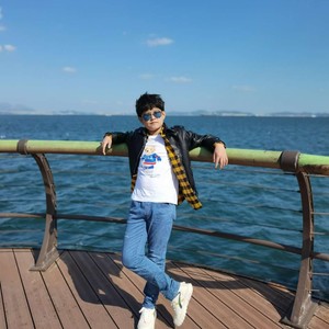 蓝宝石资料,蓝宝石最新歌曲,蓝宝石MV视频,蓝宝石音乐专辑,蓝宝石好听的歌