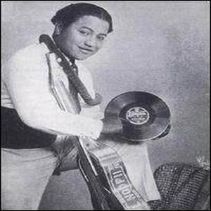 Sol Hoopii资料,Sol Hoopii最新歌曲,Sol HoopiiMV视频,Sol Hoopii音乐专辑,Sol Hoopii好听的歌