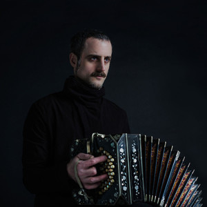 Omar Massa资料,Omar Massa最新歌曲,Omar MassaMV视频,Omar Massa音乐专辑,Omar Massa好听的歌
