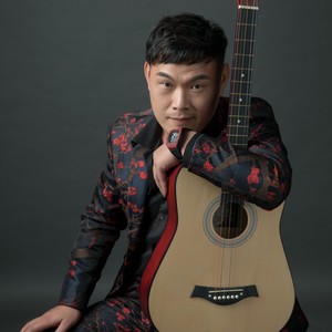 华华资料,华华最新歌曲,华华MV视频,华华音乐专辑,华华好听的歌