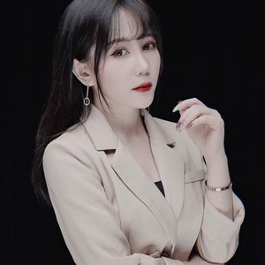 黛恩资料,黛恩最新歌曲,黛恩MV视频,黛恩音乐专辑,黛恩好听的歌