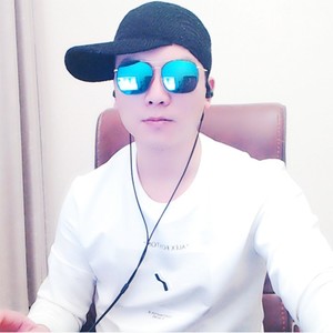 R哥资料,R哥最新歌曲,R哥MV视频,R哥音乐专辑,R哥好听的歌