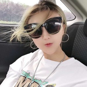 Lv蓝盈盈i资料,Lv蓝盈盈i最新歌曲,Lv蓝盈盈iMV视频,Lv蓝盈盈i音乐专辑,Lv蓝盈盈i好听的歌