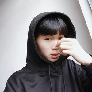 白简资料,白简最新歌曲,白简MV视频,白简音乐专辑,白简好听的歌