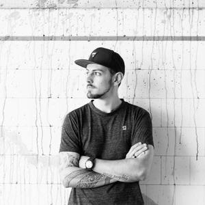 Kwizma资料,Kwizma最新歌曲,KwizmaMV视频,Kwizma音乐专辑,Kwizma好听的歌