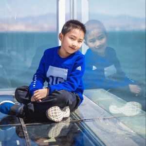 肖哲涵资料,肖哲涵最新歌曲,肖哲涵MV视频,肖哲涵音乐专辑,肖哲涵好听的歌