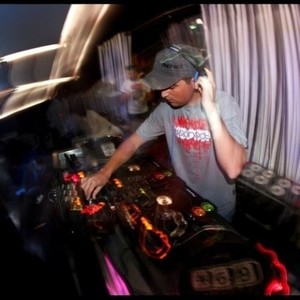 Anile资料,Anile最新歌曲,AnileMV视频,Anile音乐专辑,Anile好听的歌