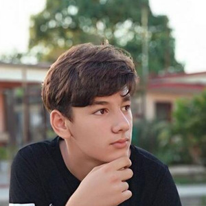 mazze资料,mazze最新歌曲,mazzeMV视频,mazze音乐专辑,mazze好听的歌