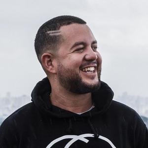 Arnaldo Tifu资料,Arnaldo Tifu最新歌曲,Arnaldo TifuMV视频,Arnaldo Tifu音乐专辑,Arnaldo Tifu好听的歌