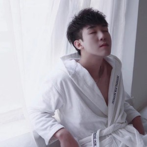 李均浩资料,李均浩最新歌曲,李均浩MV视频,李均浩音乐专辑,李均浩好听的歌